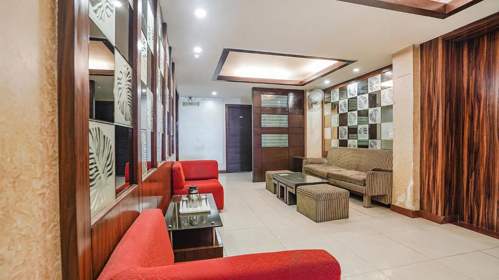 *** Hotel Fabhotel Amman Agra  India